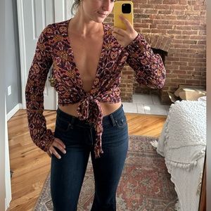 Billabong colorful wrap top